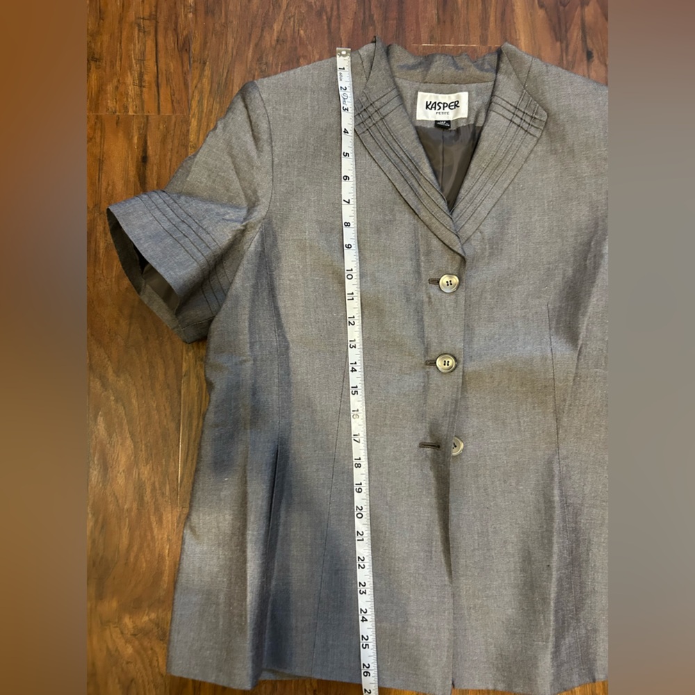 Two Piece Pantsuit in Gray Women’s Size 14 Petite - Picture 15 of 16